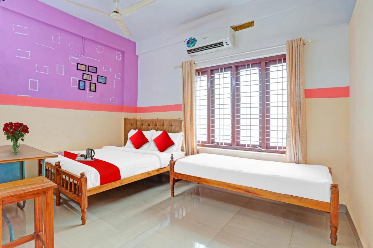 Spot On The New View Regency Hotel Thiruvananthapuram Екстериор снимка